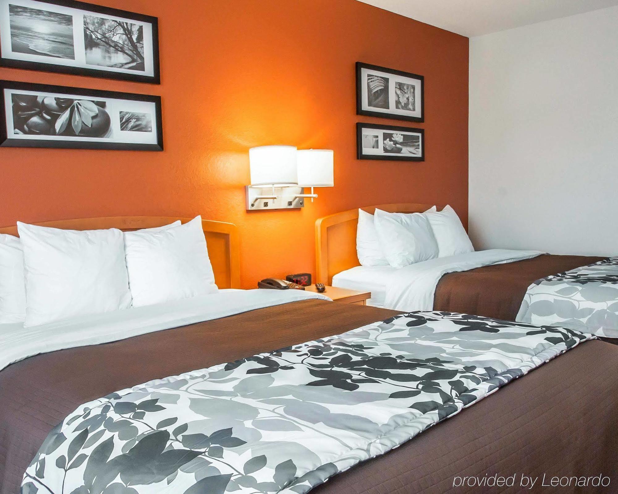 Sleep Inn & Suites Lake Of The Ozarks Camdenton Exterior foto